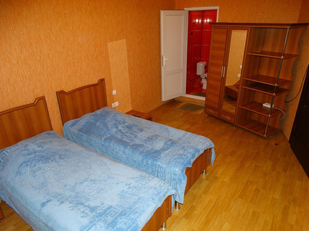 Hotel Sano كوتايسي الغرفة الصورة